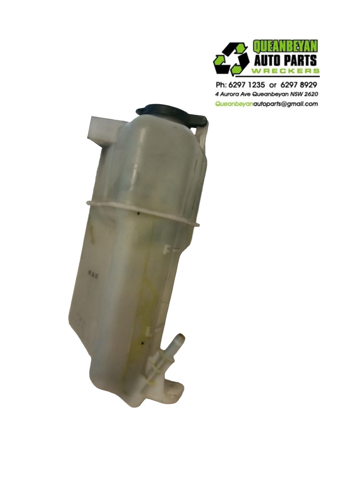 View Auto part Overflow Bottle Hyundai I30 2011
